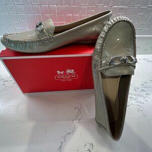 New in Box COACH Fortunata Pearlized Loafers - Women's Size 10M
